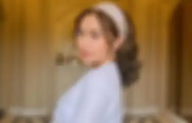 Jadi Selebriti Muda Tajir hingga Mudah Plesiran Mewah ke Turki, Busana Prilly Latuconsina Saat Liburan Jadi Sorotan, Tampil Seksi Dengan Cuttingan Terbuka