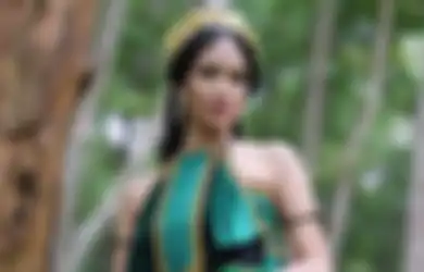 4 Pesona Aulia Sarah Pemeran Badarawuhi di Film KKN Desa Penari