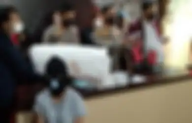 Malu Ketahuan Suami Habiskan Uang Rp 39 Juta di Rekening Buat Bayar Pinjol, Wanita Ini Gagal Bunuh Diri Usai Bekap Anaknya sampai Tewas, Begini Nasibnya Kini!