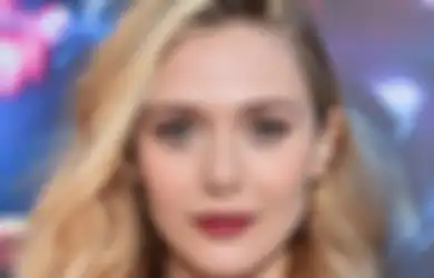 Elizabeth Olsen Ngaku Tak Kenal John Krasinski dan Cameo Doctor Strange