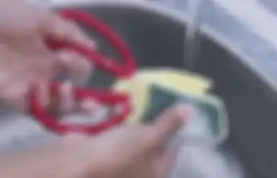 Gunting Tumpul Meresahkan! Begini Rahasia para Koki Agar Gunting Bisa Tajam dengan Modal Sabun Cuci Piring