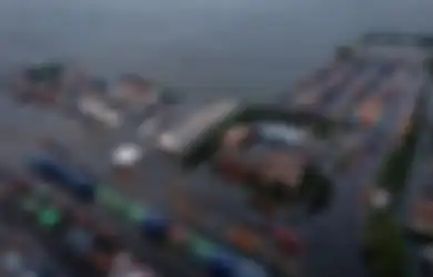 Banjir Rob Kembali Ancam Semarang, Pelabuhan Tanjung Emas Terendam Lagi, Motor-motor Mogok dan Karyawan Terjebak