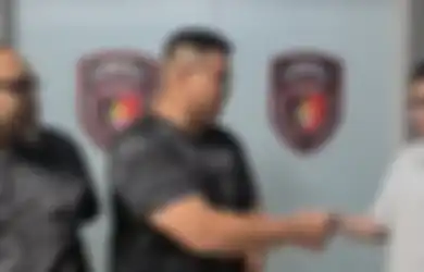 Pantas Main Serobot Antrean Sopir Yaris, Pengemudi Pajero Gampang Emosi Gegara Masalah Begini, Sampai Harus Ditenangkan di Foto Status Ini