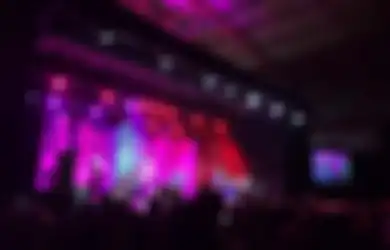 HiVi Ajak Penonton Turunin Handphone di Java Jazz Fest 2022