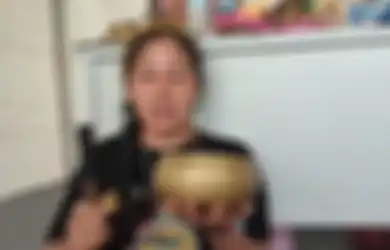 Tak Punya Simpati Sama Sekali dengan Keluarga Ridwan Kamil yang Tengah Berduka, Mbak Rara Dihujat Netizen Habis-habisan Gara-gara Terawang Kondisi Eril : Dia Jahat Banget