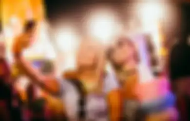 Tips Selfie Pas Nonton Konser, Jangan Sampai Ganggu Penonton Lain!