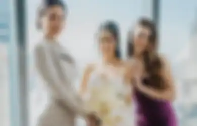 'Mungkin Aku Tak Pernah Siap Melihatmu Tumbuh Dewasa' Eva Celia Dipersunting Pria Idamannya, Simak Pesan Haru Sophia Latjuba Kala Melepas Sang Putri untuk Menempuh Hidup Barunya