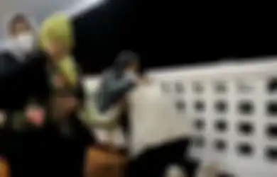 Air Mata Atalia Basahi Dada Ibunda, Ungkapan Duka Gisel Buat Eril Tuai Sorotan, Posting Foto Keluarga Ridwan Kamil di Tepi Sungai Aare