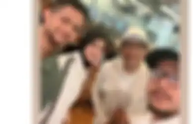 Seenak Jidat Ajak Ridwan Kamil Selfie di Tengah Suasana Duka, Fitri Bazrii yang Banjir Hujatan Langsung Beri Klarifikasi: Normal Sebagai Manusia