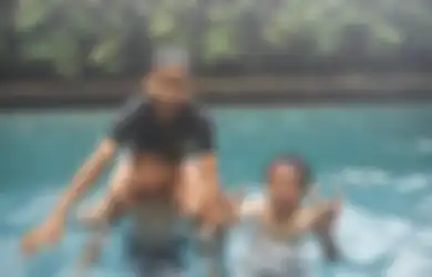 Dimulai Sejak Jadi Santri, Begini Alasan Eril Tergila-gila Pada Hobi Berenang, Foto Liburan Anak Ridwan Kamil Buktinya