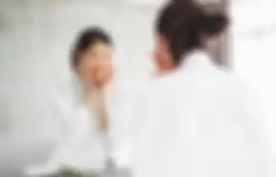 Enggak Cocok Pakai Retinol? Pakai 3 Skincare Pengganti Retinol Ini