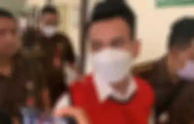 Akui Bukan Penyebar Hoaks, Adam Demi Sebut Nama Artis hingga Bongkar Borok Para Pesohor saat Bacakan Pledoi, Ada Ahmad Dhani hingga Rachel Vennya