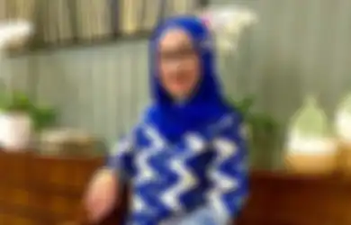 Jarang Umbar Kemesraan, Diam-diam Desy Ratnasari Didekati Pria Beristri 2, Respon Mantan Irwan Mussry Saat Diajak Nikah & Jadi Istri ke-3 Jadi Sorotan!