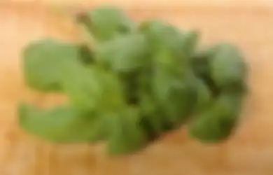 Nggak Cuma Jadi Lalapan, Kemangi dengan Rasa dan Aroma Khas Ternyata Ampuh Bikin Tubuh Bebas dari Penyakit Mengerikan