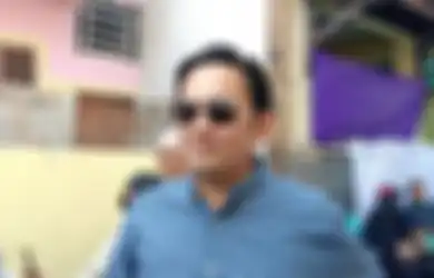 9 Tahun Lalu Farhat Abbas Lepeh Mentah-mentah Anak Kandungnya, Kini Gusti Rayhan Sukses Jadi Artis Terkenal, Intip Parasnya yang Ganteng!