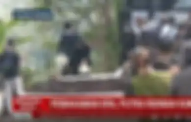 Jenazah Emmeril Kahn Mumtadz Dimakamkan, Masyarakat Boleh Ikut Berziarah dengan Aturan yang Berlaku