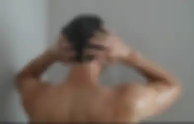 Mandi Air Hangat Pagi Malam tapi Nggak Merusak Sebasea di Kulit, Begini Caranya!