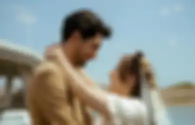 Prilly Tunjukin MV Dear Love, Mamanya Malah Minta Mantu!