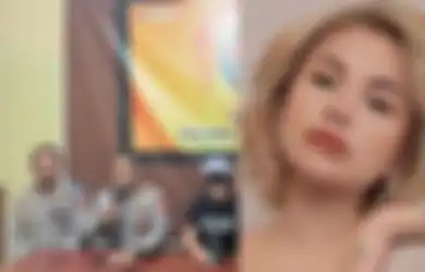 Kisruh dengan Dito Mahendra, Nikita Mirzani Akui Sebelumnya Rasakan Banyak Kejadian Aneh, Pernah Dikirimi Karangan Bunga hingga Rumahnya Dicoret-coret dan Diintai Orang Tak Dikenal