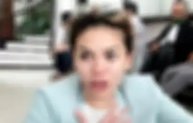 Nikita Mirzani Ditetapkan sebagai Tersangka? Begini Awal Mula Kasusnya Sampai Bisa Ribut dengan Dito Mahendra dan Berakhir di Kantor Polisi