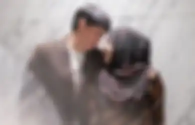 Romantis Bak Pasangan ABG Dimabuk Asmara, Momen Ikke Nurjanah dan Karlie Fu Sukses Bikin Netizen Kagum: Senyumnya Manis Banget