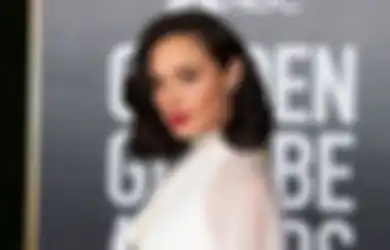 Jadi Salah Satu Artis Bayaran Termahal, Gal Gadot Akui Derita Sindrom Ini Buatnya Tak Pede