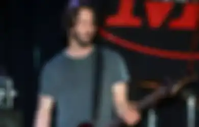 Nggak Nyangka, 5 Aktor Hollywood Ini Pernah Jadi Anggota Band!