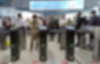Ini Cara Beli Tiket KRL di Aplikasi Gojek, Langsung Tap Tanpa Antre