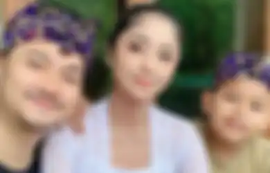 Minta Anak Angkat Sayangi Ibunya, Angga Wijaya Tulis Pesan Menyentuh untuk Felice Gabriel di Tengah Proses Cerai dengan Dewi Perssik: Tumbuh Jadi Anak Hebat