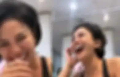 Mencak-mencak Baca Komentar Netizen Saat Live Instagram, Nikita Mirzani: Lu Pikir Gua Nggak Pernah Masuk Penjara, Nggak Ada Gua Bekingan!