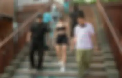 Direktur Kreatif Holywings Rusak Bisnisnya, Respons Nikita Mirzani Jadi Sorotan, Senggol Foto Musuh Bebuyutan 