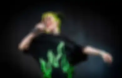 Billie Eilish Masih Tidur Bareng Ortunya Sampai Umur 11 Tahun, Begini Penjelasan Separation Anxiety!