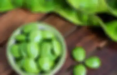 Aneka Tips Kesehatan, Punya Bau Khas yang Jarang Disukai, Siapa Sangka Air Rebusan Kulit Petai Ternyata Ampuh Obati Sederet Penyakit Serius Ini
