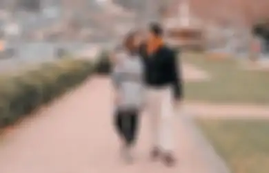 Jarang Foto Bareng Mertua, Suami Ayu Anjani Punya Jabatan Mentereng di Labuan Bajo, Pantas Bisa Jalan-jalan ke Paris