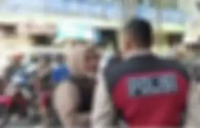 Bukan Cuma Mau Rampas Senpi, Mahasiswi yang Kepergok Lawan Arah Gigit Polisi, Foto Tampangnya Disebarkan