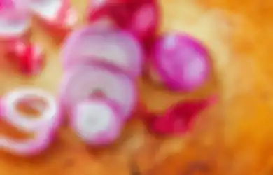 Gak Cuma Jadi Bumbu Penyedap Masakan, Bawang Merah Punya 4 Manfaat yang Tak Main-main Bagi Tubuh