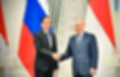 Jokowi Sambangi Rusia, Putin Tawarkan Proyek Nuklir di Indonesia