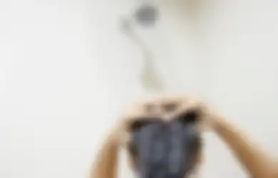 Bak Perawatan di Salon, Wanita Ini Ternyata Cuma Rutin Cuci Rambut dengan Bahan Dapur Ini Saja, Siapa Sangka Hasilnya Bikin Melongo