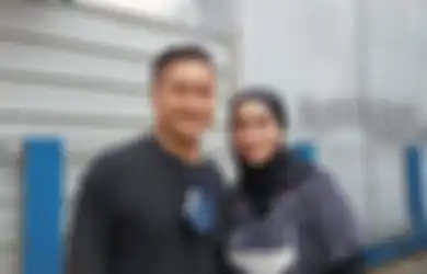 Bak Petir Menyambar, Usai Mundur dari Dunia Hiburan Tanah Air, Presenter Kondang Ini Mendadak Kenalkan Sosok Istri Mudanya, Resmi Poligami?