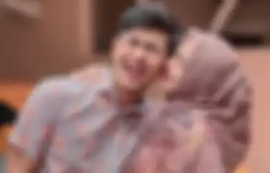 Dulu Kekeuh Larang Suami Lakoni Adegan Mesra dengan Lawan Jenis, Kini Ria Ricis Bela Mati-matian Saat Tahu Teuku Ryan Dihujat: Aku Seneng Kok
