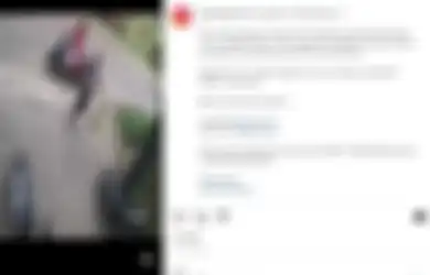 Ngaku-ngaku Intel Polsek Sawangan, 2 Pria Ini Tertangkap Kamera Lakukan Hal Tak Terduga ke Plat Nomor Motor Warga, Netizen: Modus Baru!