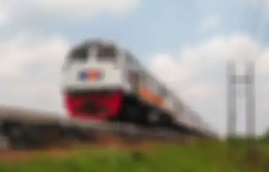 Viral Video Kereta Api Diduga Ditilang Polisi, Ini Klarifikasi PT KAI!