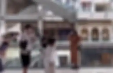 Jarang Tersorot Kamera, Sikap Putri Delina Terhadap Adik-adik Nathalie Holscher yang Numpang di Rumah Sule Terlihat di Singapura, Begini Interaksi Ibu Sambungnya