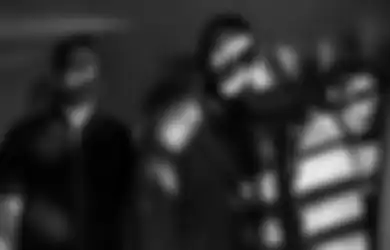 Interpol Rilis Album Baru 'The Other Side Of Make-Believe', Gelar Pameran dan Jual Merchandise Spesial