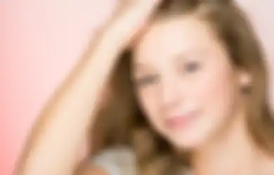 Hemat Pengeluaran, Remaja Cuma Perlu Beli 5 Makeup Item Ini!