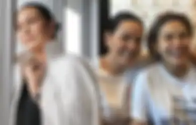 Keempat Kalinya Datang ke Kantor Polisi untuk Wajib Lapor, Nikita Mirzani Tampak Ditemani Fitri Salhuteru, Rupanya Sang Sahabat Harus Jalani Ini