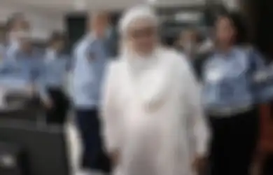 Diambil Sidik Jarinya, Habib Rizieq Shihab Foto Bareng di Rutan Bareskrim, Sang Ulama Keluar Bui dalam Kondisi Begini