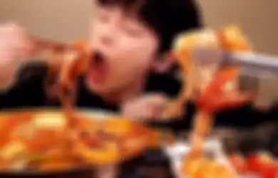 Dari Oppa Sampai Mukbang, Ini 10 Kata Serapan Bahasa Korea yang Masuk ke Daftar KBBI