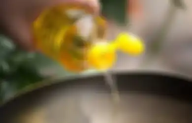 Mendag Klaim Harga Sembako Minyak Goreng Sudah Terkendali, Benarkah? Ini Update Harga Minyak Goreng di Alfamart dan Indomaret
