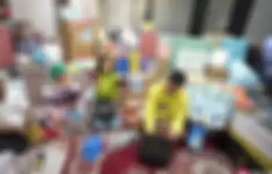 Reaksi Gala Sky Saat Membuka Kado dari Doddy Sudrajat Langsung Jadi Sorotan, Ini Kata yang Terucap dari Anak Vanessa Angel untuk Sang Kakek